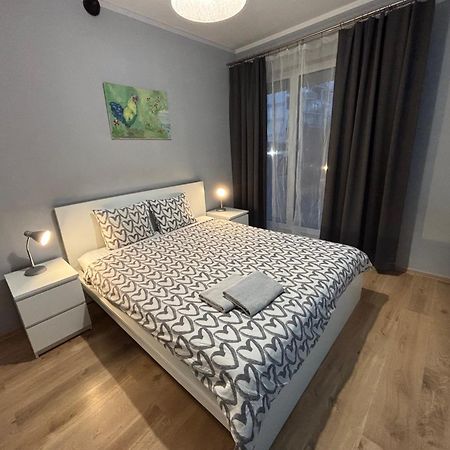 Holdek Apartamenty Francuska Катовице Екстериор снимка